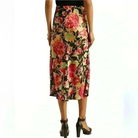 Ralph Lauren Dresses & Skirts - Ralph Lauren Satin Charmeuse Midi Skirt Size 2